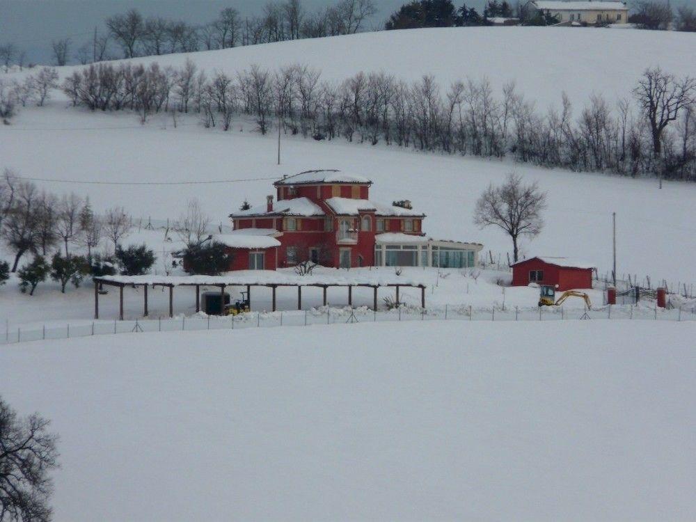Affittacamere L'Antigo Granaro Agugliano Esterno foto